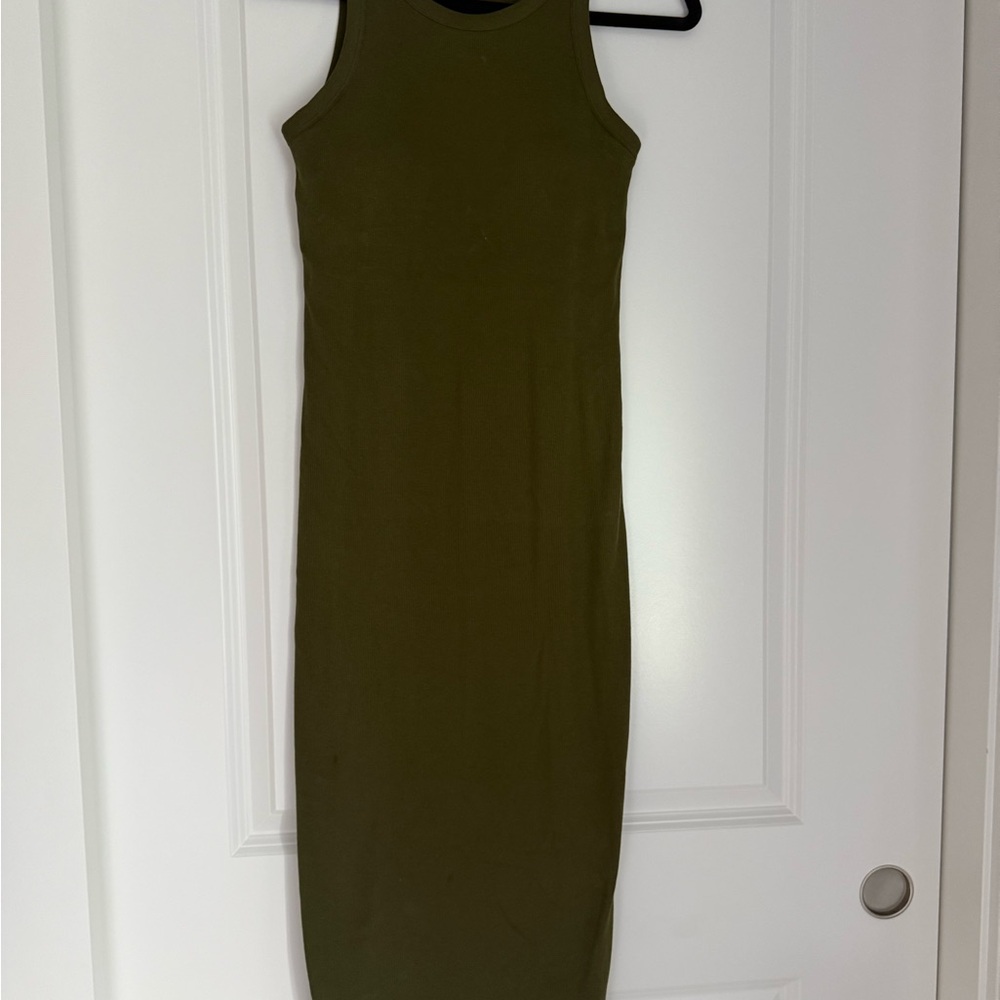 Olive Green Sleeveless Maxi Dress - Picture 3 of 3